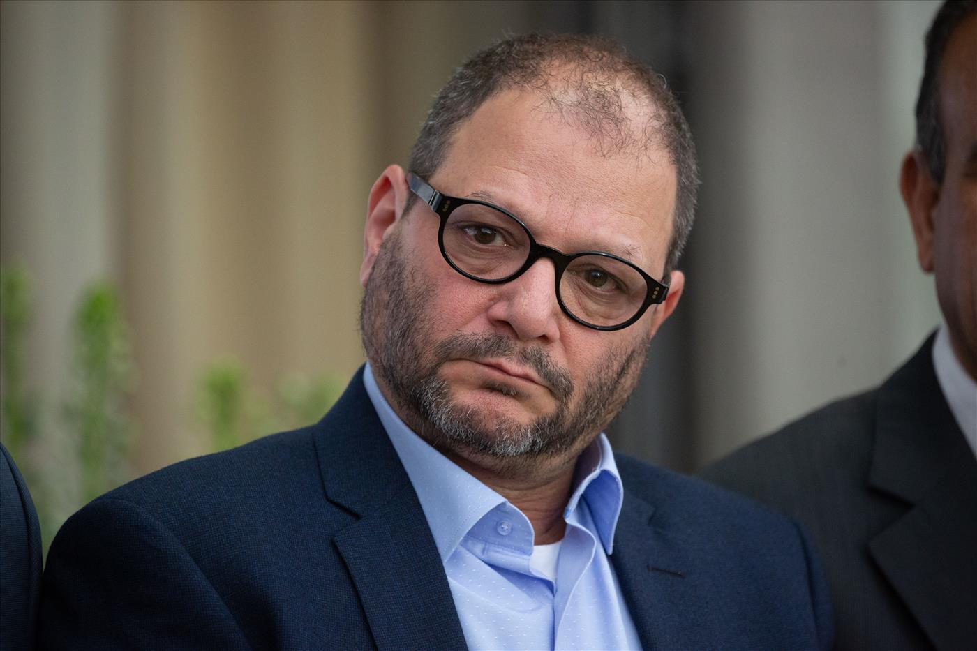 נציגת היועמ"שית מתנגדת להדחת ח"כ עופר כסיף:           "אין עילה מספקת"
