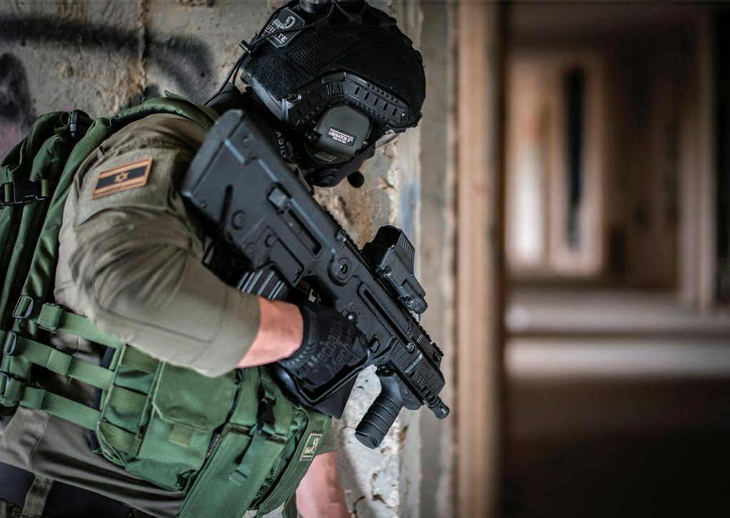 משרד הביטחון וצה"ל החליטו: נרכוש עשרות אלפי נשקים אישיים ללוחמי צה"ל מתוצרת 'כחול לבן'
