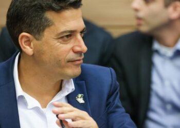 השר שיקלי: "ביידן נתון ללחץ שפוגע בישראל; הייתי בוחר בטראמפ"
