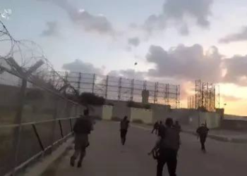 המודיעין של 8200 כשבועיים לפני 7 באוקטובר: ״חמאס נערך לחטיפת 250-200 ישראלים״