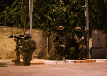 הלילה: שלושה ישראלים נפצעו באורח בינוני וקל מירי שביצעו כוחותינו לעבר הרכב בו נסעו, במחסום סמוך לבית אל