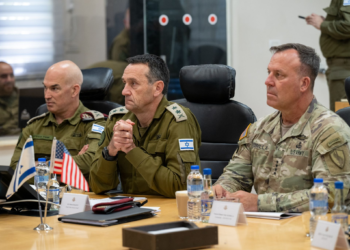מפקד פיקוד המרכז בצבא ארה"ב הגיע לישראל ונפגש עם הרמטכ"ל