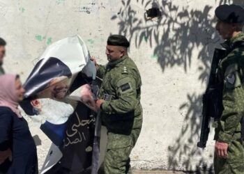 "בהנחיית שר הפנים הלבנוני: משטרת ביירות מסירה את תמונות נסראללה מרחובות העיר"
