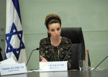השרה להגנת הסביבה עידית סילמן למפכ״ל: מדידות הרעש בהפגנות נגד רה״מ חורגות פי 12,000 מהמותר