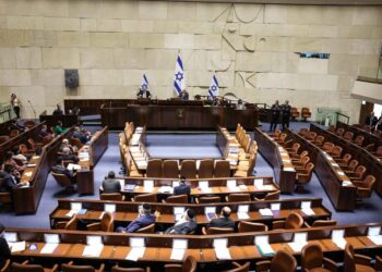 לקראת יום דרמטי בכנסת: האם הקאולציה תצליח לפתור את משבר הגיוס?
